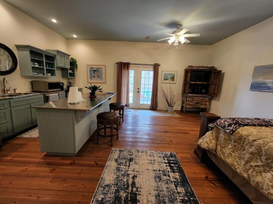 Deer Run Estate Llc Hotel Marshfield Екстериор снимка